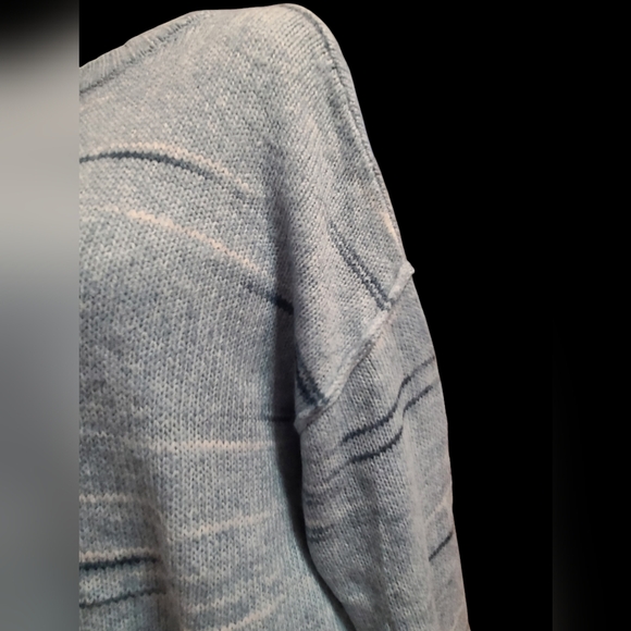 NWT a.n.a size PL blue sweater - Picture 6 of 9